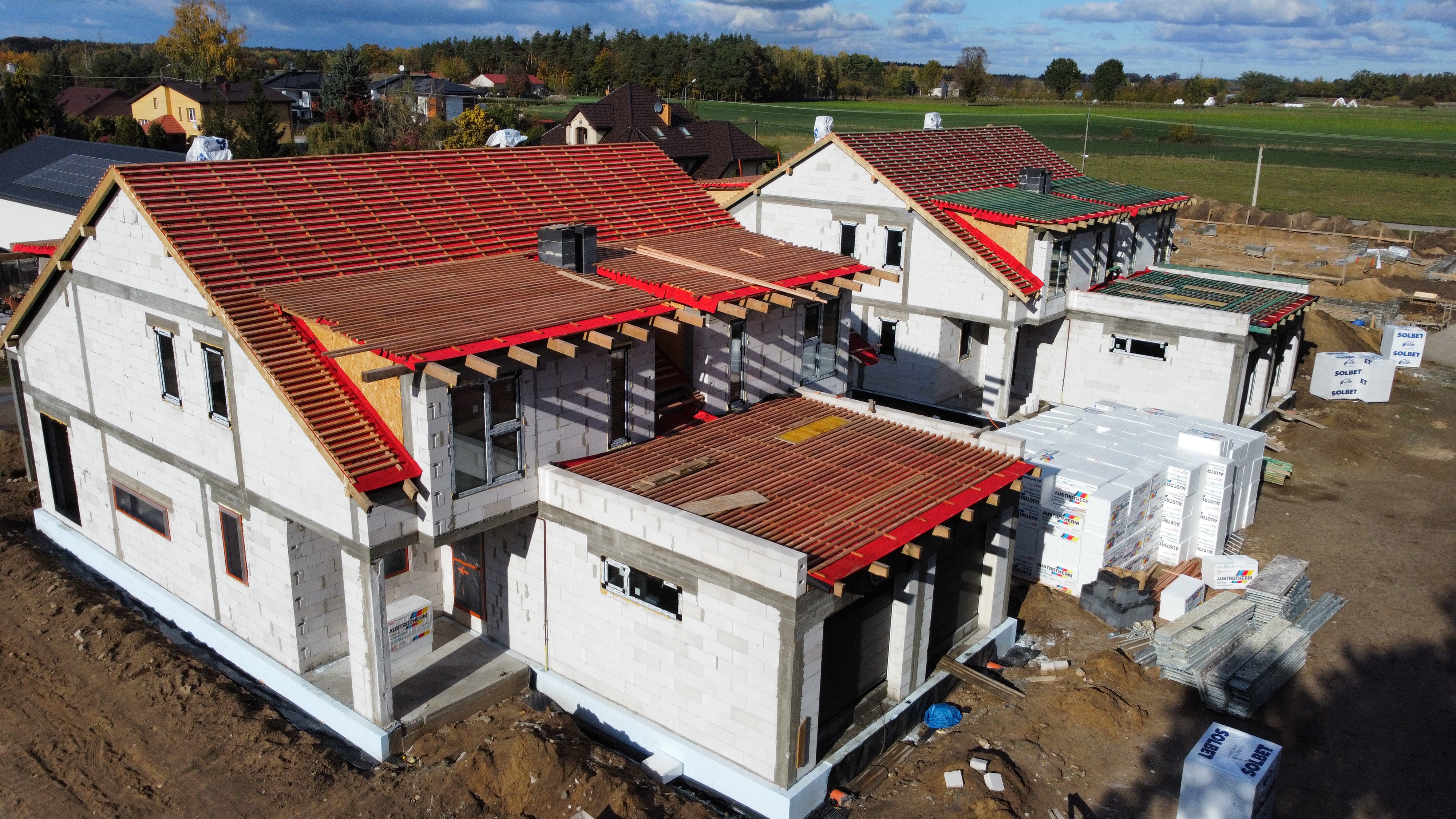 Budowa — fundamenty domów 3 i 4