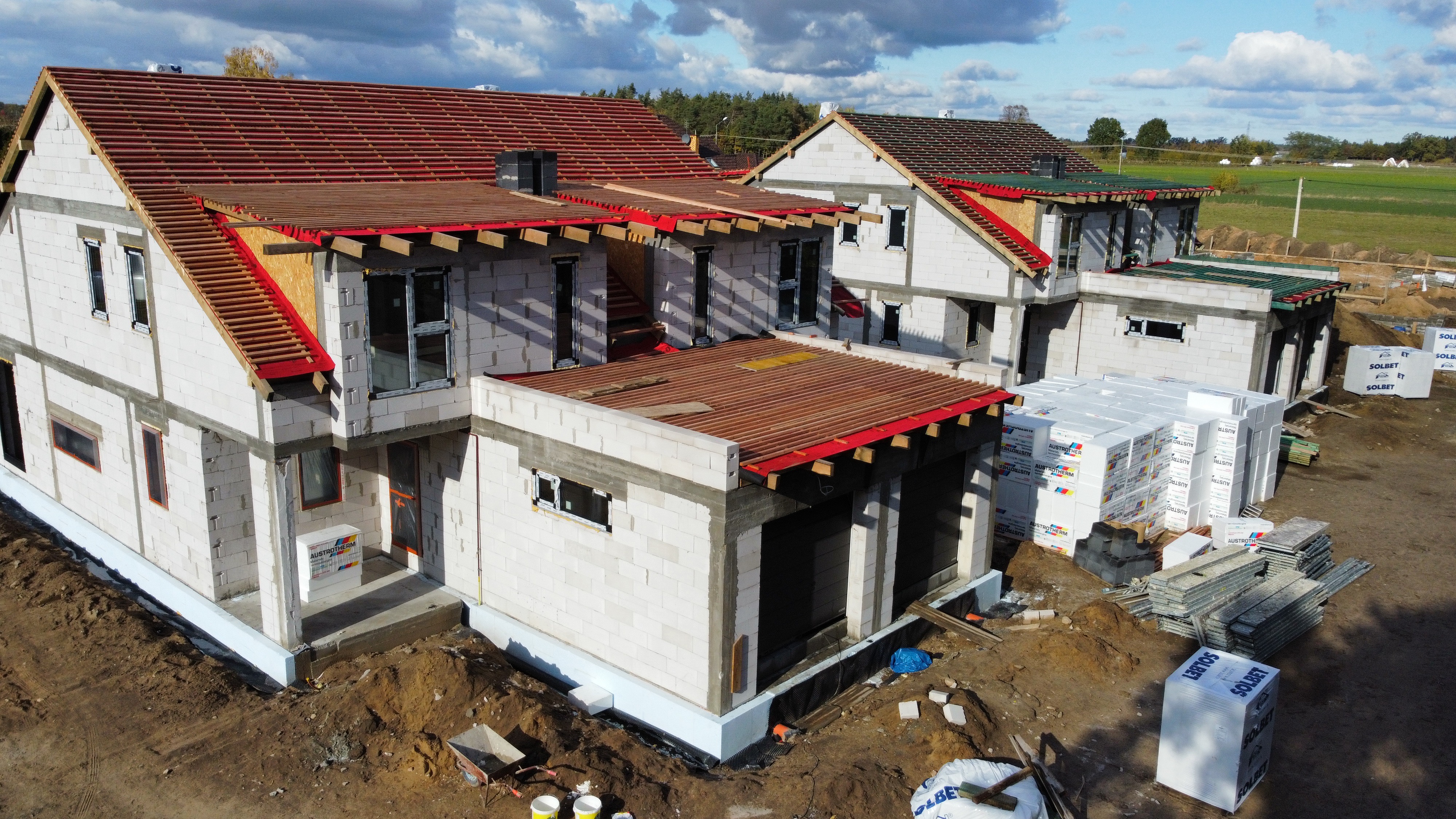 Budowa — widok na całą inwestycję